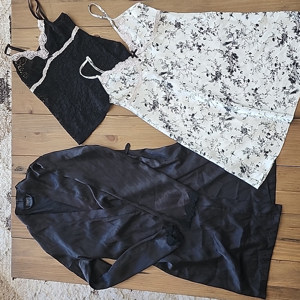 3 Piece Intimates/ Sleepwear Set By Apt. 9